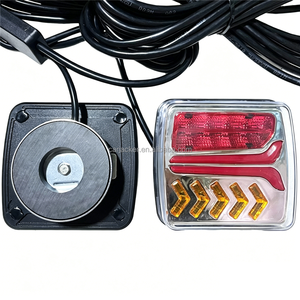 Kit d'éclairage magnétique 12V pour <span class=keywords><strong>remorque</strong></span> avec câble <span class=keywords><strong>de</strong></span> <span class=keywords><strong>7</strong></span>,5 m, prise <span class=keywords><strong>7</strong></span> <span class=keywords><strong>broches</strong></span>, feux arrière LED, feux stop, clignotants, éclairage <span class=keywords><strong>de</strong></span> plaque d'immatriculation, feux <span class=keywords><strong>de</strong></span> <span class=keywords><strong>recul</strong></span>, étanche - Product Image 1