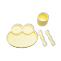 Ensemble repas pour enfants en silicone de qualité alimentaire non toxique avec cuillère à compartiments, sans BPA – Produits de sécurité pour bébés axés sur le confort et la sécurité de votre enfant