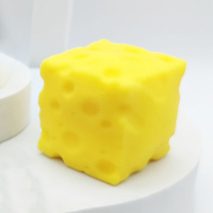 Al por mayor: Bola antiestrés de queso adorable y divertida para amasar, ideal para juegos de fiesta y regalos - Product Image 2