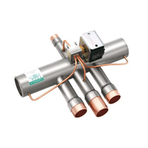 Vanne de répartition à 4 voies en cuivre série SHF-G pour systèmes de pompe à chaleur - Contrôle AC/Inverter AC fixe personnalisable - Product Image 1