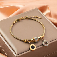 Colgante de flor de trébol de cinco hojas de acero inoxidable con cuentas de circón de diamante fino chapado en oro de 18 quilates para mujer