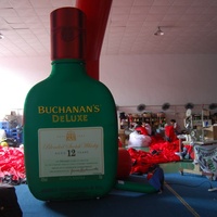 Bouteille de liqueur géante gonflable personnalisée KeepFuns - Accessoire publicitaire pour l'industrie de l'alcool, événement de promotion de bar, décoration