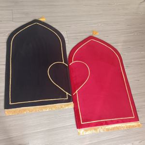 Tapis de Prière Musulman Moderne d'Amour Antidérapant en Polyester, Vente Chaude, Cadeau pour Couples Musulmans, Utilisation à la Maison et à la Mosquée, Tapis et Ensembles - Product Image 5