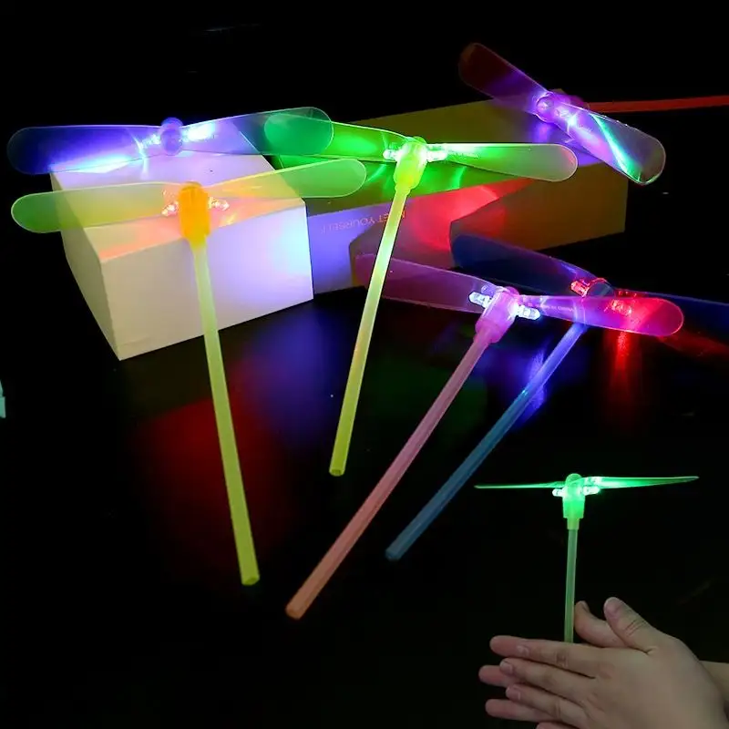 Plastic hand rub helicopter LED toy flash flying outdoor toy Plastic dragonfly spinning toy