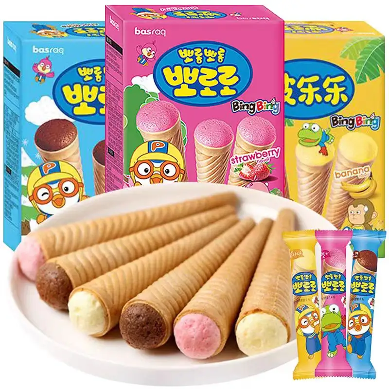 Korean food, ice cream sandwich biscuits, 53g boxes of strawberry cones, imported snacks, children's Chicken rolls