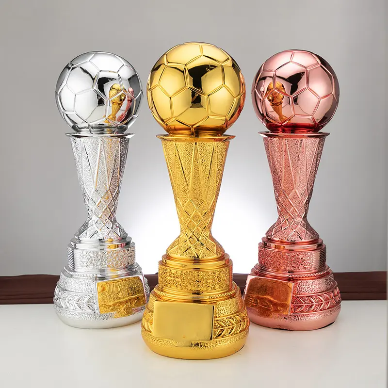 कस्टम राल फुटबॉल बास्केटबॉल फुटबॉल पुरस्कार कप ट्राफियां चीन ट्रॉफी फुटबॉल और पदक के लिए चैंपियंस लीग