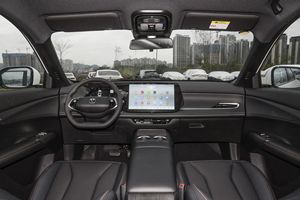 Changan CS75Plus 1.5T Blanco, Nuevo Modelo Blue Whale con Navegación Inteligente, 192hp, L4, 5 Asientos, Techo Panorámico, SUV Turbo 2026 - Product Image 5