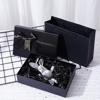 Boîte cadeau noire de luxe personnalisée, emballage en papier rigide de qualité supérieure avec décoration en ruban pour bijoux, cosmétiques, parfums, cadeaux