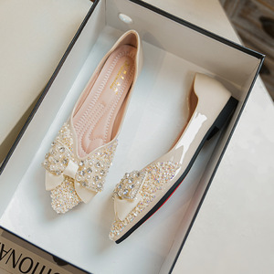 Mujer otoño nuevo estilo pequeño zapatos planos de frijol diamantes de imitación arco cucharón transpirable suave Tallas grandes mujer Primavera Verano - Product Image 1