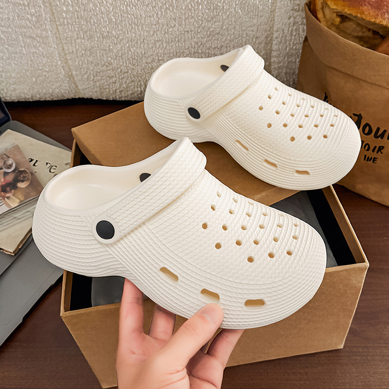 White8926