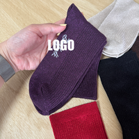 Chaussettes Slouch scintillantes pour femmes, or et argent brillants, logo personnalisé, chaussettes scintillantes tendance pour un usage quotidien