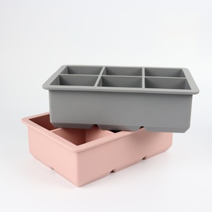 แม่พิมพ์น้ำแข็งซิลิโคนรูปทรงดิโด้ 6 ช่อง เป็นมิตรกับสิ่งแวดล้อม ฝาปิดถอดออกได้ ใช้งานง่าย สร้างสรรค์ สำหรับคริสต์มาส ปลอดสาร BPA - Product Image 1