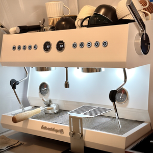 Máquina de Café Profesional Industrial 3 en 1 de Grado Alimenticio con Caldera Doble, Espresso de 9 Bares que Garantiza un Sabor Rico y Intenso - Product Image 1