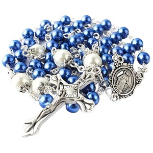 Collana Rosario Personalizzata Fatta a Mano con Perle di Vetro Imitazione 6mm, Regalo Religioso per Donne e Uomini, Ideale per Battesimo - Product Image 3