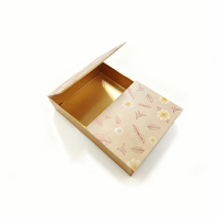 Impression de boîtes de vêtements en carton kraft personnalisées en usine avec doublure de gaufrage par stratification mate pour boîtes d'emballage cadeau