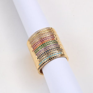 Anillo de Acero Inoxidable de Alta Gama con Zirconia Colorida y Media Pavimentación de <span class=keywords><strong>Oro</strong></span> de 18K, Joyería de <span class=keywords><strong>Oro</strong></span> <span class=keywords><strong>2022</strong></span> - Product Image 4