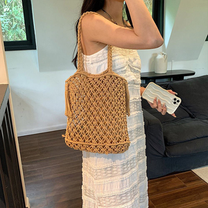 Bolso <span class=keywords><strong>de</strong></span> mano <span class=keywords><strong>de</strong></span> <span class=keywords><strong>ganchillo</strong></span> <span class=keywords><strong>de</strong></span> algodón con borlas, nuevo y moderno, para verano, con dos asas, portátil, <span class=keywords><strong>de</strong></span> malla, para mujer, para la playa y vacaciones, venta al por mayor - Product Image 5