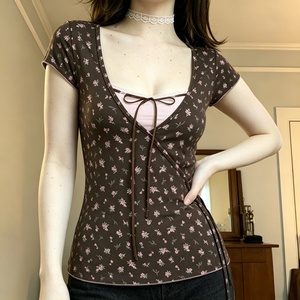 T-shirt tricoté décontracté pour femme, été 2026, couleur unie, effet double couche, avec dentelle latérale et lien de serrage à la taille, amincissant, écologique - Product Image 1