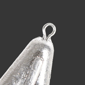 Plomb de pêche en forme de cœur 30g, durable, avec anneau de suspension pour équipement de pêche - Product Image 1