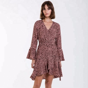 de la moda de hoja de loto mangas <span class=keywords><strong>vestido</strong></span> Sexy de grano de <span class=keywords><strong>leopardo</strong></span> guepardo Impresión de sarga de Damas <span class=keywords><strong>vestido</strong></span> en col: blush - Product Image 1