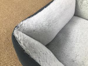 Venta al por mayor de fábrica cálido cojín de felpa para mascotas suave perros y gatos cama inteligente para mascotas - Product Image 5