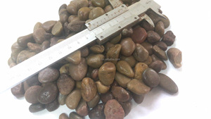 Pietra naturale del fiume giallo lucido ciottoli di pietra alla rinfusa paesaggistica diverse dimensioni ciottoli di pietra per il <span class=keywords><strong>giardino</strong></span> - Product Image 5