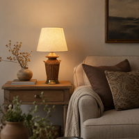 Lampe de table bohème en rotin, style vintage, abat-jour en tissu de lin, base en laiton, lampe de lecture de bureau pour chambre à coucher et hôtel