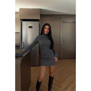 Vestido de Punto Zurich en Gris, Estilo Casual en Línea A con Tirantes Finos, para Invierno, Otoño y Verano, Cintura Natural, Estampado Sencillo - Product Image 3