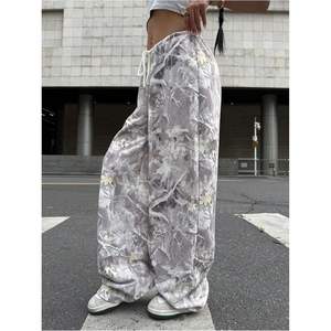 Pantalones Deportivos Anchos con Estampado de Hojas de Arce para Mujer, Tallas Grandes, Cintura Alta, Cordón Ajustable, Elásticos y Transpirables, Estilo Urbano - Product Image 2