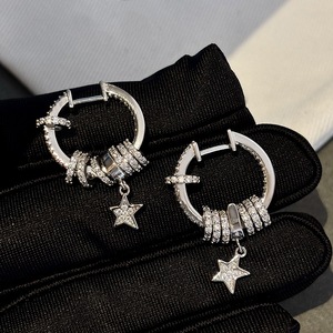 Pendientes de Plata de Ley S925 con Diseño Único de Estrella Circular, Estilo Religioso, Exquisitos, Versátiles, con Personalidad, Estilo Dulce y Moderno - Product Image 1