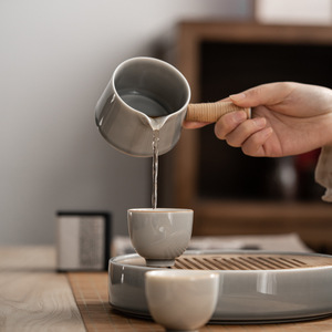 Seiten griff fair Cup japanischen Stil eis grau rauchgrau Glasur fair Tasse großen Haushalt Porzellan Tee SeaTea <span class=keywords><strong>Ware</strong></span> Fair Cup - Product Image 4