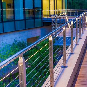 Balustrade à câbles double design en acier inoxydable, montée au sol, avec main courante à câbles - Product Image 2