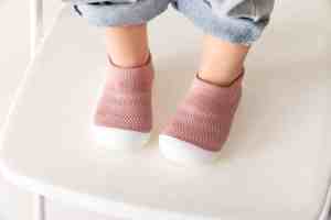 Chaussures pour bébé à semelle souple pour un confort tout au long de la journée - <span class=keywords><strong>Premier</strong></span> marcheur avec semelle flexible et soutien sécurisé de la cheville pour les garçons et les filles - Product Image 5