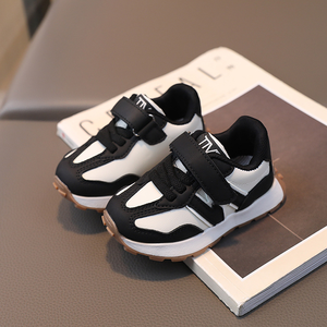 Chaussures de sport décontractées noires pour enfants, design de marque, à fermeture auto-agrippante, pour bébés garçons, mignonnes et abordables - Product Image 3