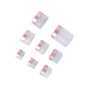 ขวดครีมแก้วฝ้าทรงกลมขนาด 5 กรัม 10 กรัม 15 กรัม 20 กรัม 25 กรัม 30 กรัม 50 กรัม 60 กรัม 100 กรัม 1 ออนซ์ 2 ออนซ์ พร้อมฝาสีโรสโกลด์ ขายส่ง - Product Image 6