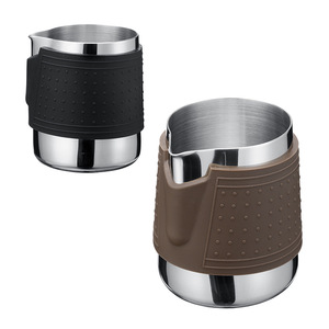 Jarra de espuma de leche de acero inoxidable 304, espesada y escalable, para café, con diseño floral creativo y minimalista para el hogar - Product Image 1