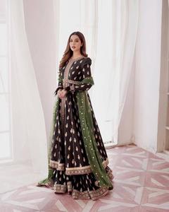 Nuevo Vestido de Fiesta de Diseño Moderno con Bordado Intenso y Lentejuelas, Estilo Anarkali con Dupatta para Mujeres y Niñas - Product Image 3