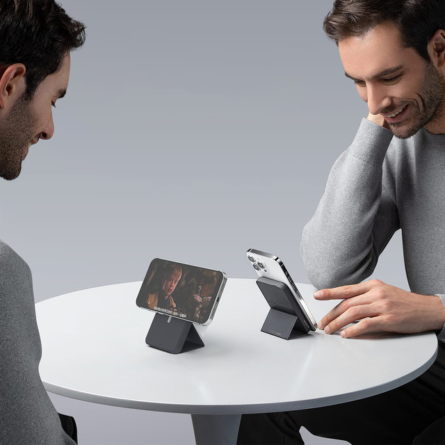 Best Selling Electronics Folding Stand Portable Magnetic Charger  3 in 1 Magnet Wireless Charger Power Bank Battery Pack