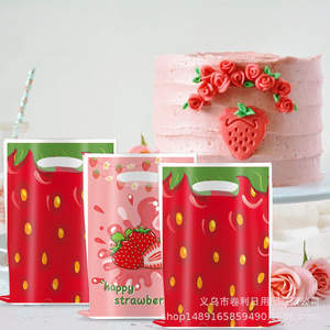Sac cadeau fraise en plastique pour fête d'anniversaire, sac à bonbons avec poignée, sac décoratif écologique - Product Image 3
