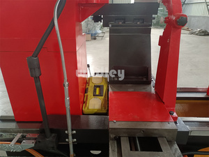 CW6263C 1500MM Heavy Duty Universal Manual Metal Lathe Machine With 11kw Powerful Motor for Industry Use - Product Image 3