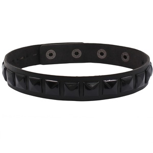 Collier ras du cou gothique punk rock n'roll en cuir clouté Skeleteen Biker, accessoires métalliques, collier de costume plaqué noir - Product Image 2