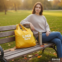 Sac de supermarché en gros 2026 Nouveau Sac cadeau pliable en nylon recyclé écologique personnalisé Sacs d'épicerie pliables à bandoulière en polyester