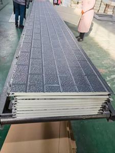 Panneaux sandwich en <span class=keywords><strong>polyuréthane</strong></span> à revêtement métallique écologique moderne, installation facile, résistants à l'eau et au feu, épaisseur <span class=keywords><strong>20</strong></span> <span class=keywords><strong>mm</strong></span>, pour mur extérieur - Product Image 2