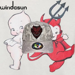 Casquette de baseball 5 panneaux Graffiti avec doublure en satin, chapeau personnalisé en daim avec logo démon pour humain et animal de compagnie - Product Image 3