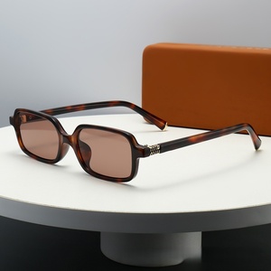 Gafas de Sol de Marca <span class=keywords><strong>Mumu</strong></span> para Mujer, Montura Completa Pequeña y Estrecha, Retro, con Logotipo Personalizado, Ligeras, Protección UV400, Vintage, Cuadradas, Rectangulares, con Estampado de Leopardo - Product Image 3