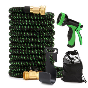 Manguera de Jardín de Goma Mágica Extensible Automáticamente de 25 a 100 Pies, Función de Rociado de Agua, Pistola de Agua, Lavado de Autos, Ligera - Product Image 1
