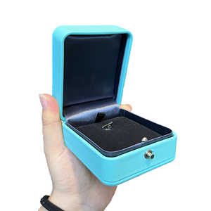 Ensemble d'emballage pour bijoux bleu avec boîte, sac, pochette et ruban pour la présentation de cadeaux - Product Image 3