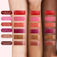 Huile à lèvres hydratante et nourrissante teintée effet repulpant, waterproof, en gelée, marque privée