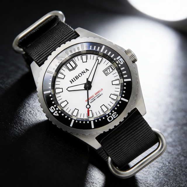 Wholesale Classic Design Ceramic Bezel Luxury Mechanical Automatic Dive Titanium Wrist Watch for Men
