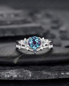 Anillo de compromiso redondo de Alejandrita de platino, anillo de promesa Floral de oro blanco para mujer, joyería de moissanita - Product Image 6